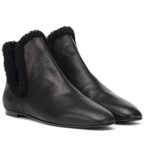 The Row Women's Black Eros Shearling-lined Ankle Boots